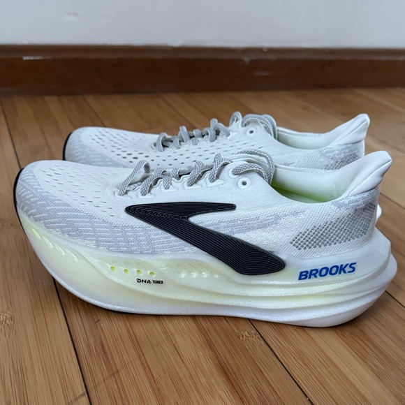 Brooks Other - Brooks White and Black Athletic Shoes